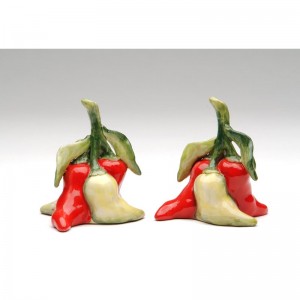 CosmosGifts Chili Salt and Pepper Set SMOS1038